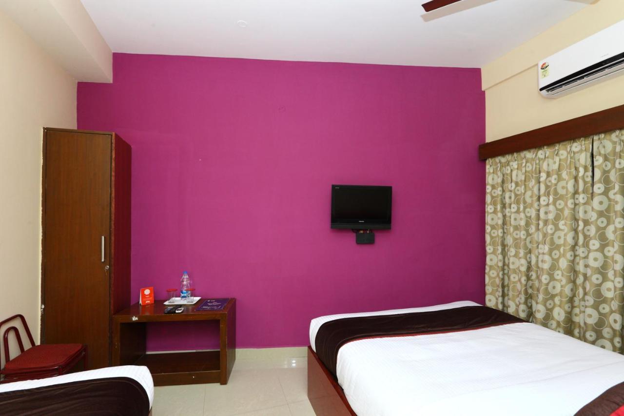 Oyo 8410 Rajeswari Tower Hotel Chennai Exterior photo